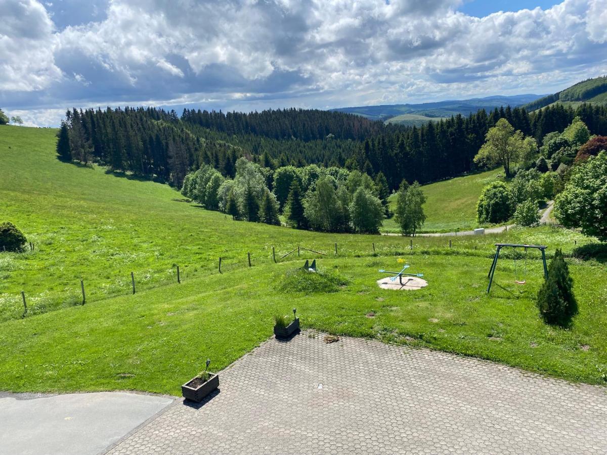 Berghotel Lenneplaetze Winterberg Eksteriør bilde